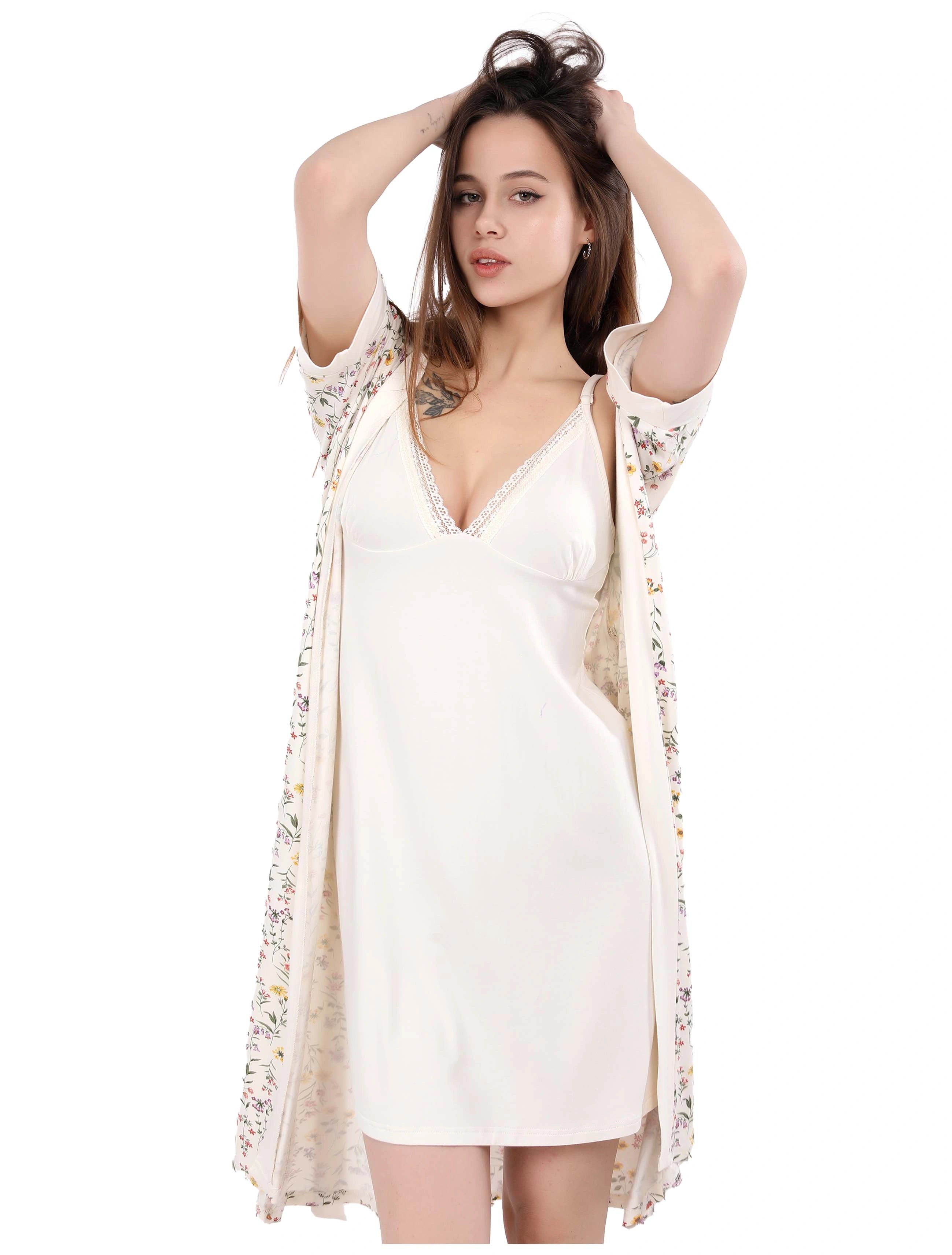 V713 DAISY DREAMS 2-PIECE ROBE SET