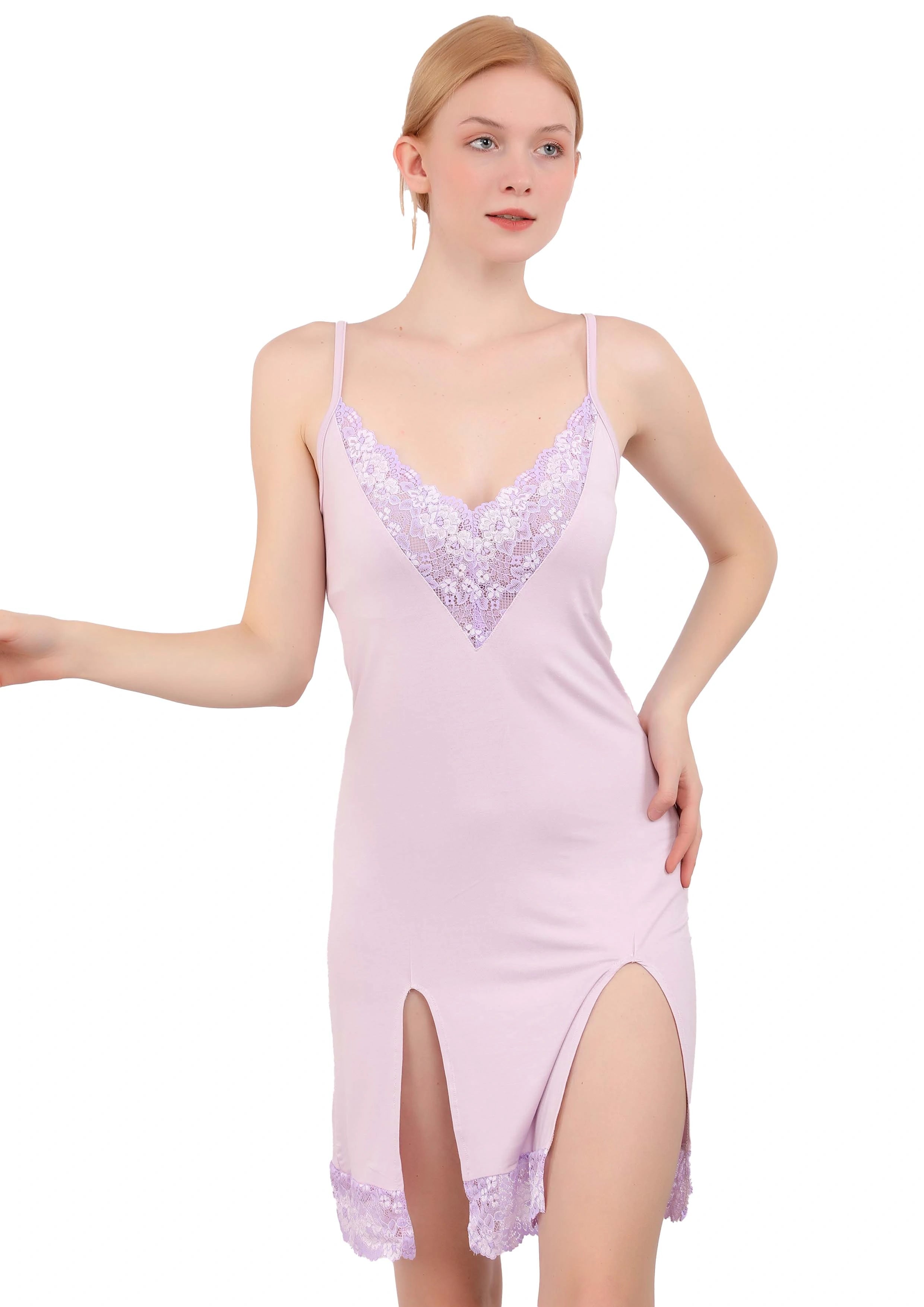 V737 DELICATE BEAUTY NIGHT-DRESS