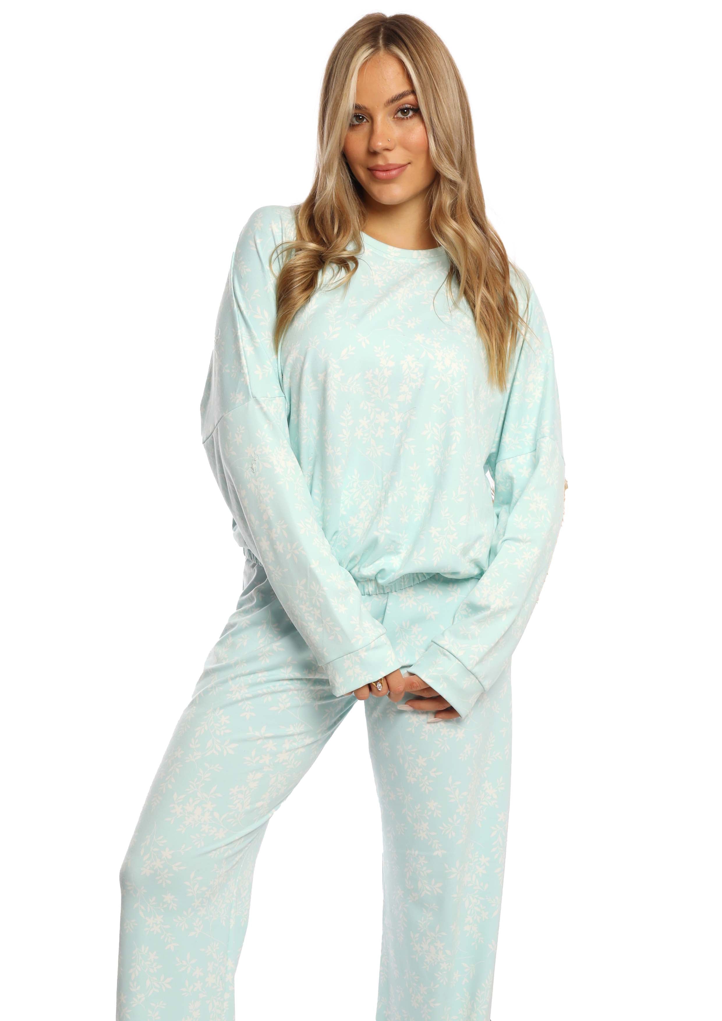 C320 snow tree leaves LOOSE-FIT pajama set